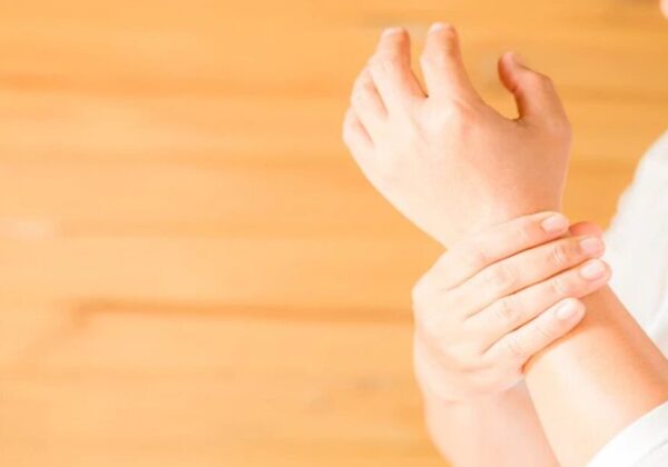 Five Benefits of Hand Grip Strengthener & 3 Types of Grip Training